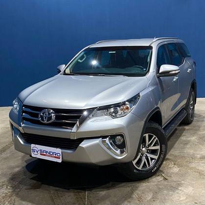 TOYOTA HILUX 2.7 SR 4X2 CD 16V FLEX 4P AUTOMÁTICO